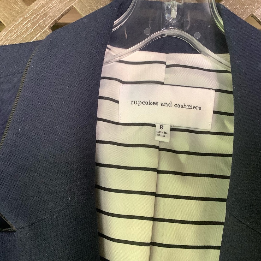 CUPCAKES AND CASHMERE jacket - Picture 5 of 10